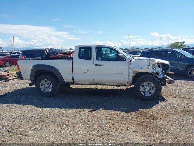 2014 Toyota Tacoma მანქანა იყიდება აუქციონზე, vin: 5TFUX4EN5EX028951, აუქციონის ნომერი: 46012515