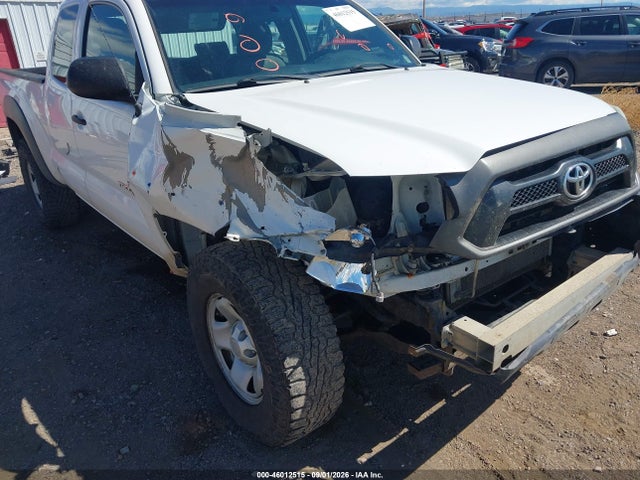 2014 Toyota Tacoma მანქანა იყიდება აუქციონზე, vin: 5TFUX4EN5EX028951, აუქციონის ნომერი: 46012515