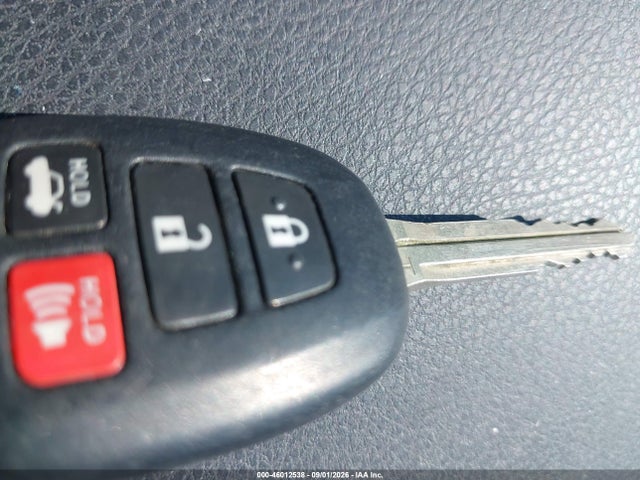 Продаж на аукціоні авто 2015 Toyota Corolla Le Plus, vin: 5YFBURHE4FP211735, номер лоту: 46012538