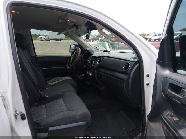 46012539 :رقم المزاد ، 5TFRU5F15EX031770 vin ، 2014 Toyota Tundra Sr V6 مزاد بيع