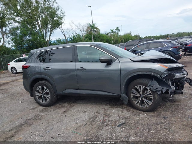 46012568 :رقم المزاد ، 5N1BT3BA8PC855069 vin ، 2023 Nissan Rogue Sv Fwd مزاد بيع