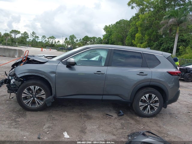 46012568 :رقم المزاد ، 5N1BT3BA8PC855069 vin ، 2023 Nissan Rogue Sv Fwd مزاد بيع