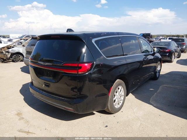 Chrysler Pacifica Select 2025 2C4RC1BG6SR584136 Image 4