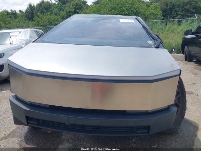 46012637 :رقم المزاد ، 7G2CEHED7RA004516 vin ، 2024 Tesla Cybertruck مزاد بيع