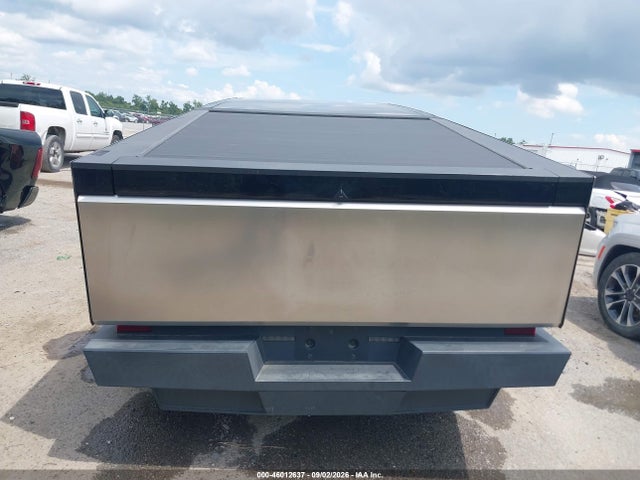 46012637 :رقم المزاد ، 7G2CEHED7RA004516 vin ، 2024 Tesla Cybertruck مزاد بيع