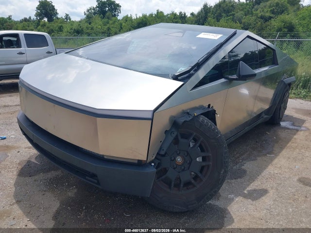 46012637 :رقم المزاد ، 7G2CEHED7RA004516 vin ، 2024 Tesla Cybertruck مزاد بيع