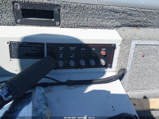Продаж на аукціоні авто 1991 Lowe V 16, vin: LWN1409VK990, номер лоту: 46012689