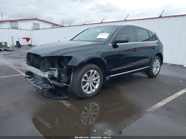 46012742 :رقم المزاد ، WA1CFAFP5EA107076 vin ، 2014 Audi Q5 2.0t Premium مزاد بيع