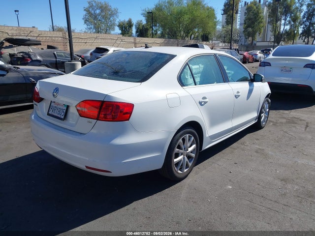 3VWD17AJ7EM227315 Volkswagen Jetta 1.8t Se