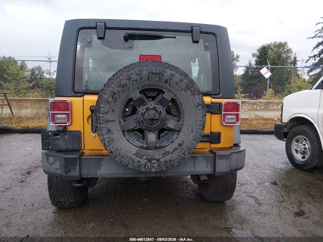 46012847 :رقم المزاد ، 1C4BJWDG2EL321804 vin ، 2014 Jeep Wrangler Unlimited Sport مزاد بيع