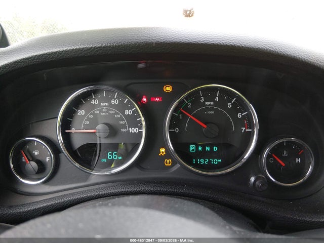 46012847 :رقم المزاد ، 1C4BJWDG2EL321804 vin ، 2014 Jeep Wrangler Unlimited Sport مزاد بيع