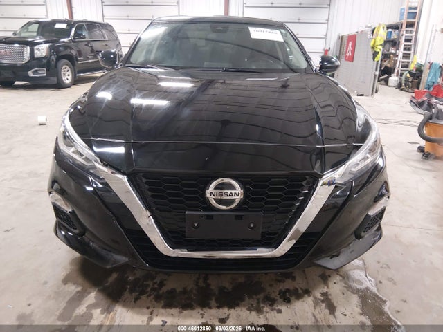 46012850 :رقم المزاد ، 1N4BL4DW0MN338860 vin ، 2021 Nissan Altima Sv Intelligent Awd مزاد بيع