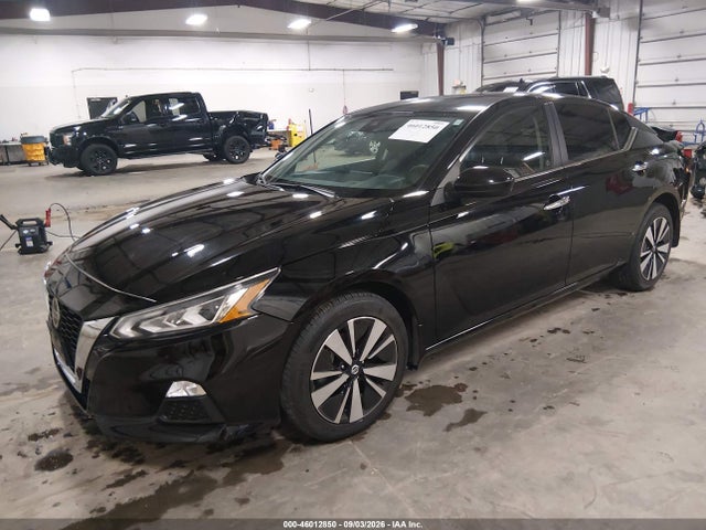 46012850 :رقم المزاد ، 1N4BL4DW0MN338860 vin ، 2021 Nissan Altima Sv Intelligent Awd مزاد بيع
