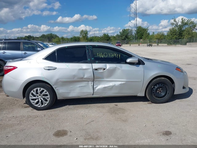 46012911 :رقم المزاد ، 2T1BURHE6HC925773 vin ، 2017 Toyota Corolla Le مزاد بيع