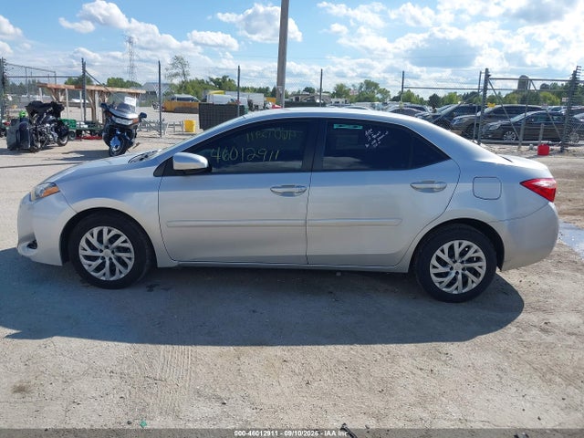 46012911 :رقم المزاد ، 2T1BURHE6HC925773 vin ، 2017 Toyota Corolla Le مزاد بيع