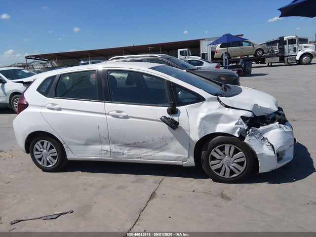 Продажа на аукционе авто 2016 Honda Fit Lx, vin: JHMGK5H58GS015316, номер лота: 46012918