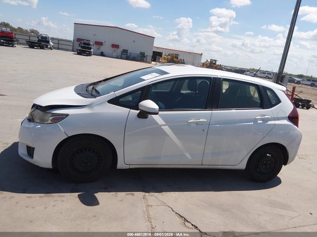 Продажа на аукционе авто 2016 Honda Fit Lx, vin: JHMGK5H58GS015316, номер лота: 46012918