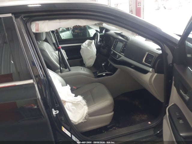 Aukcja sprzedaży 2015 Toyota Highlander Xle V6, vin: 5TDJKRFH5FS157822, numer aukcji: 46012950