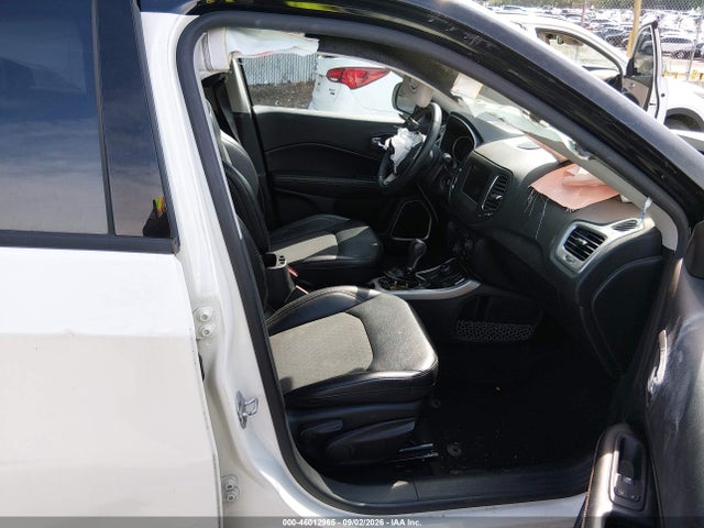 Продаж на аукціоні авто 2019 Jeep Compass Latitude 4x4, vin: 3C4NJDBBXKT767661, номер лоту: 46012965
