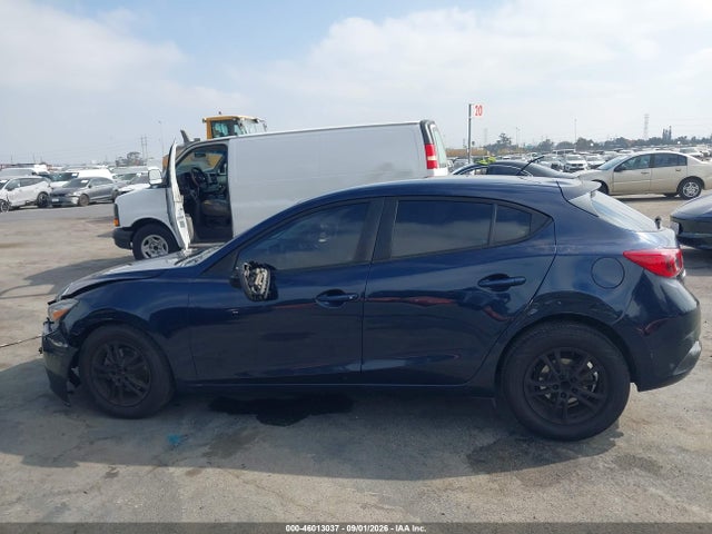 2017 Mazda Mazda3 Sport მანქანა იყიდება აუქციონზე, vin: 3MZBN1K70HM154806, აუქციონის ნომერი: 46013037