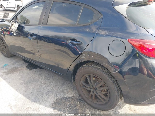 2017 Mazda Mazda3 Sport მანქანა იყიდება აუქციონზე, vin: 3MZBN1K70HM154806, აუქციონის ნომერი: 46013037