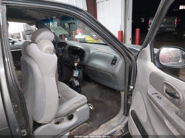 2002 Ford F-150 Xl/xlt მანქანა იყიდება აუქციონზე, vin: 1FTRX17262NB65718, აუქციონის ნომერი: 46013052
