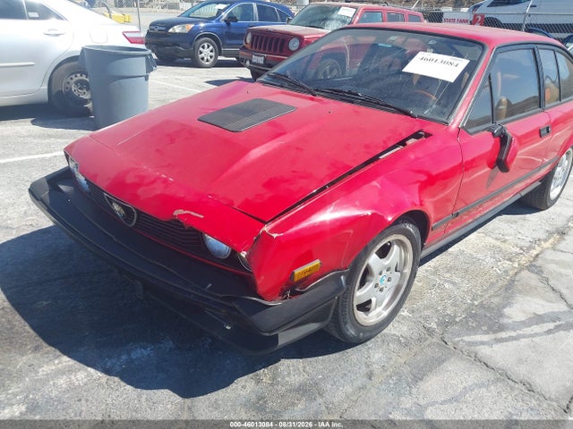 Aukcja sprzedaży 1986 Alfa Romeo Gt V6 2.5, vin: ZARAA6695G1007868, numer aukcji: 46013084