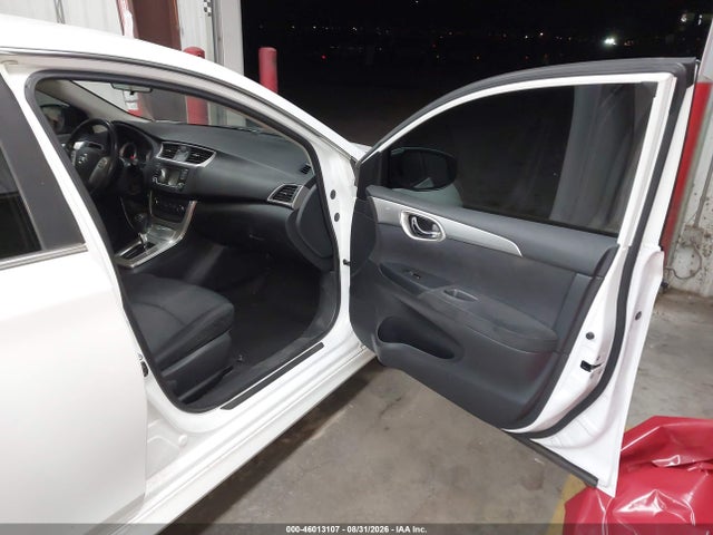 2015 Nissan Sentra Sr მანქანა იყიდება აუქციონზე, vin: 3N1AB7AP4FY312570, აუქციონის ნომერი: 46013107