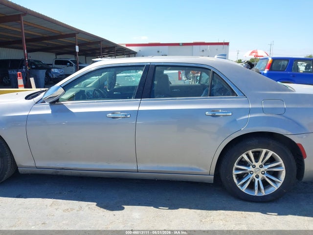 Chrysler 300C 2016 2C3CCAEG1GH116561 Image 14