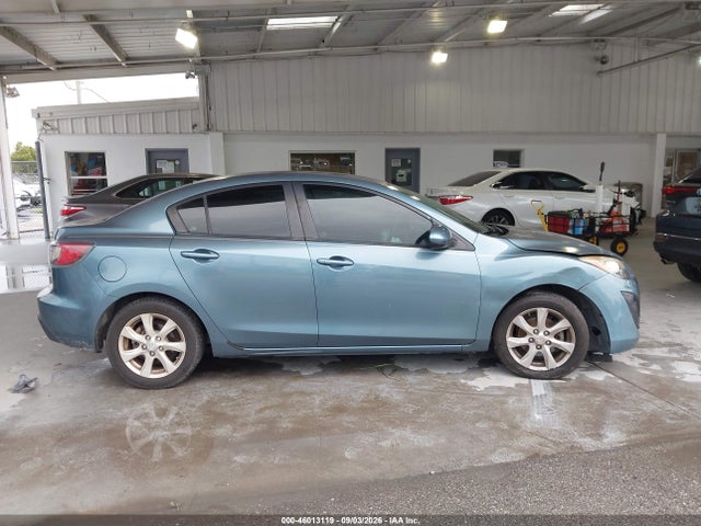 46013119 :رقم المزاد ، JM1BL1VFXB1471069 vin ، 2011 Mazda Mazda3 I Touring مزاد بيع