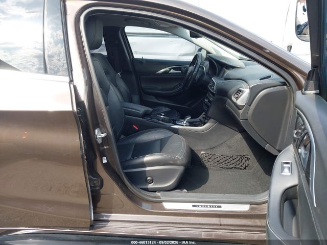 Продаж на аукціоні авто 2018 Infiniti Qx30 Premium, vin: SJKCH5CP1JA046005, номер лоту: 46013124