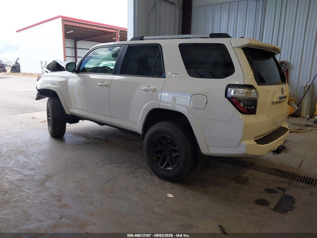 Toyota 4runner Sr5 Premium 2019 JTEBU5JR6K5736949 Image 3