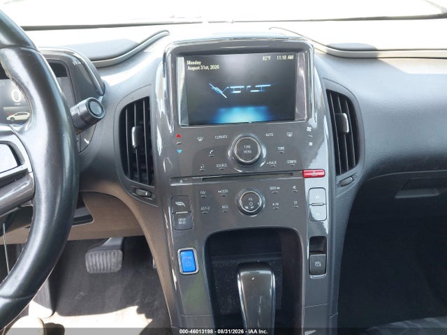 46013198 :رقم المزاد ، 1G1RC6E49FU118121 vin ، 2015 Chevrolet Volt مزاد بيع