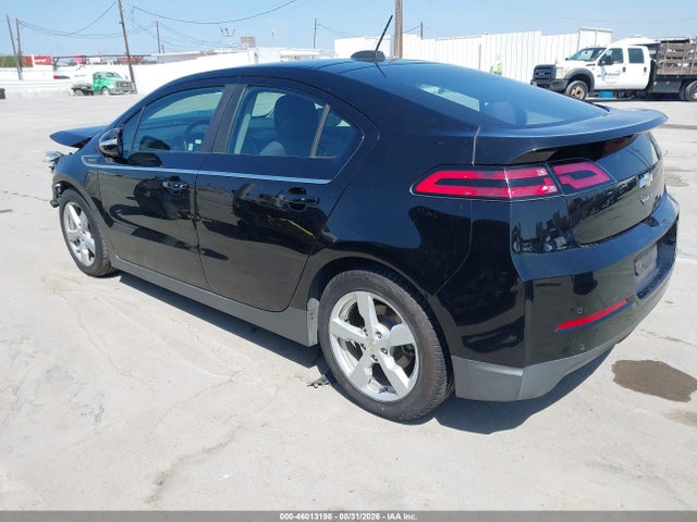 46013198 :رقم المزاد ، 1G1RC6E49FU118121 vin ، 2015 Chevrolet Volt مزاد بيع