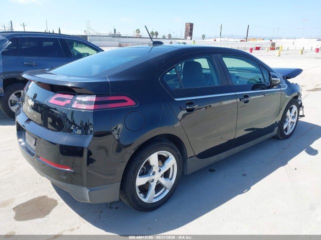 46013198 :رقم المزاد ، 1G1RC6E49FU118121 vin ، 2015 Chevrolet Volt مزاد بيع