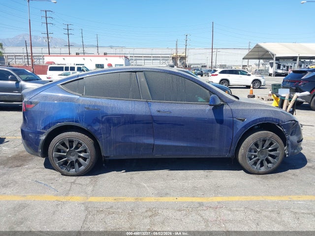 46013237 :رقم المزاد ، 7SAYGAEE3RF023637 vin ، 2024 Tesla Model Y Long Range Dual Motor All-wheel Drive مزاد بيع