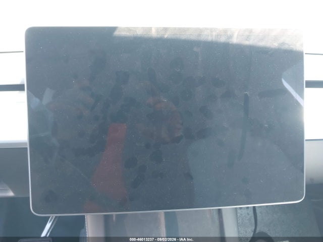 46013237 :رقم المزاد ، 7SAYGAEE3RF023637 vin ، 2024 Tesla Model Y Long Range Dual Motor All-wheel Drive مزاد بيع