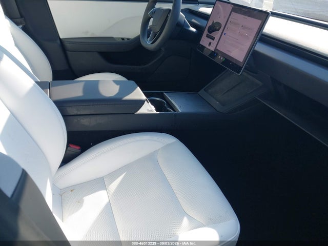 Продажа на аукционе авто 2025 Tesla Model 3 Long Range Rear-wheel Drive/standard Rear-wheel Drive, vin: 5YJ3E1EA3SF984089, номер лота: 46013239