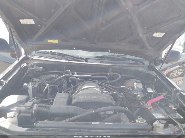 46013268 :رقم المزاد ، 5TDBT48A82S095055 vin ، 2002 Toyota Sequoia Limited V8 مزاد بيع