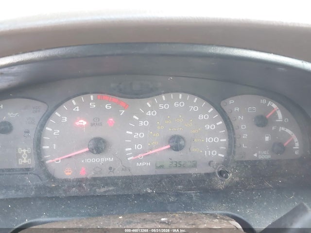 46013268 :رقم المزاد ، 5TDBT48A82S095055 vin ، 2002 Toyota Sequoia Limited V8 مزاد بيع