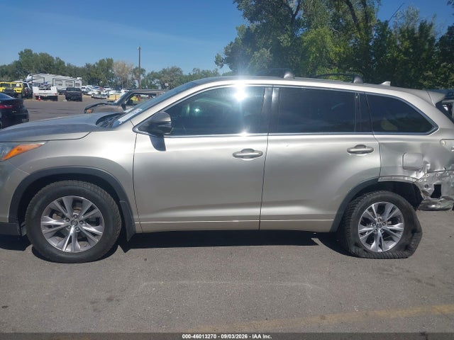 5TDBKRFH9GS309493 Toyota Highlander Le Plus V6