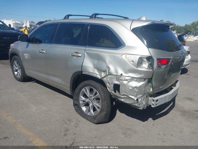 5TDBKRFH9GS309493 Toyota Highlander Le Plus V6