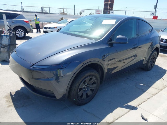 Tesla Model Y 2026 7SAYGDEE9TA650364 Image 2