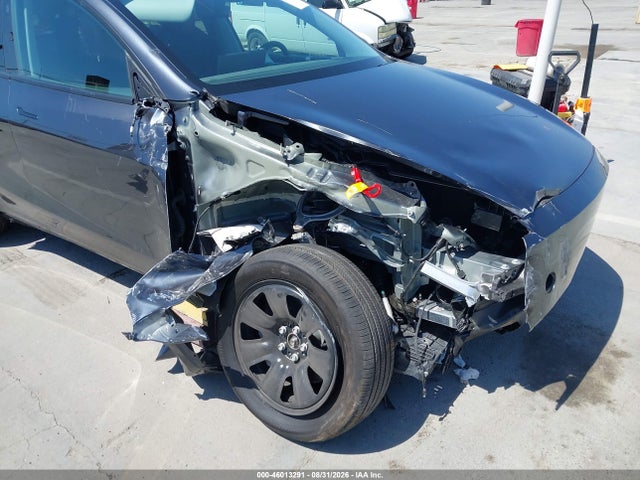 Tesla Model Y 2026 7SAYGDEE9TA650364 Image 6