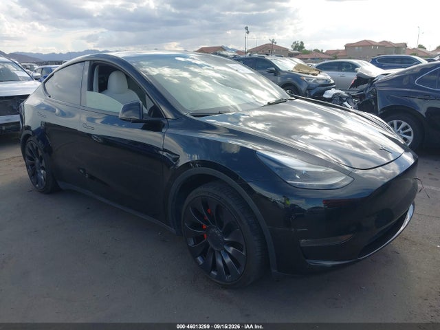 46013299 :رقم المزاد ، 7SAYGDEF0PF814554 vin ، 2023 Tesla Model Y Performance Dual Motor All-wheel Drive مزاد بيع