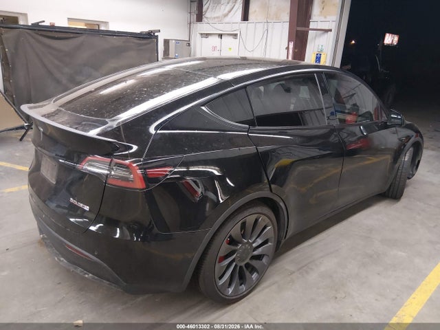 2021 Tesla Model Y Performance Dual Motor All-wheel Drive მანქანა იყიდება აუქციონზე, vin: 5YJYGDEF4MF137730, აუქციონის ნომერი: 46013302