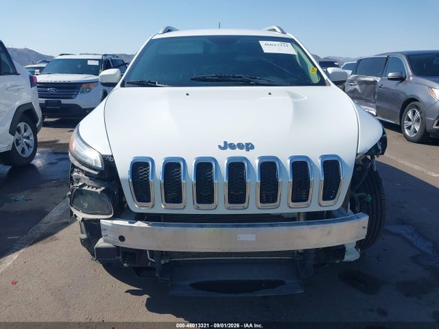 1C4PJLCS5HW669805 Jeep Cherokee Latitude Fwd