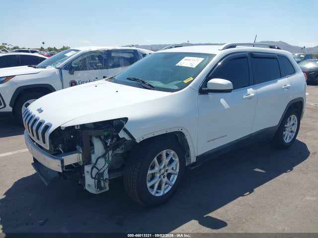 1C4PJLCS5HW669805 Jeep Cherokee Latitude Fwd
