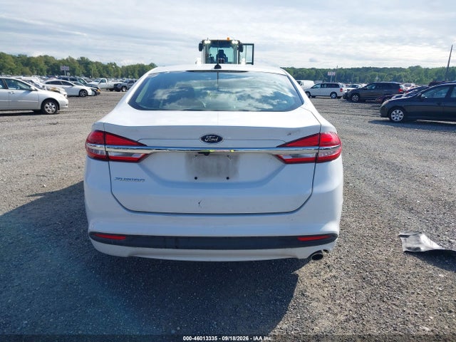 46013335 :رقم المزاد ، 3FA6P0G70HR175942 vin ، 2017 Ford Fusion S مزاد بيع