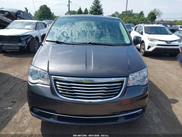 46013393 :رقم المزاد ، 2C4RC1BGXGR127370 vin ، 2016 Chrysler Town & Country Touring مزاد بيع